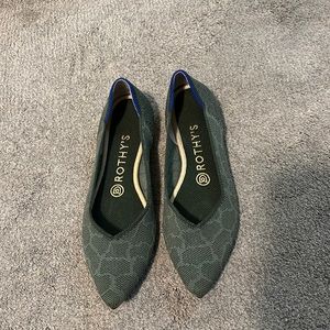 Rothy’s Safari Point RARE